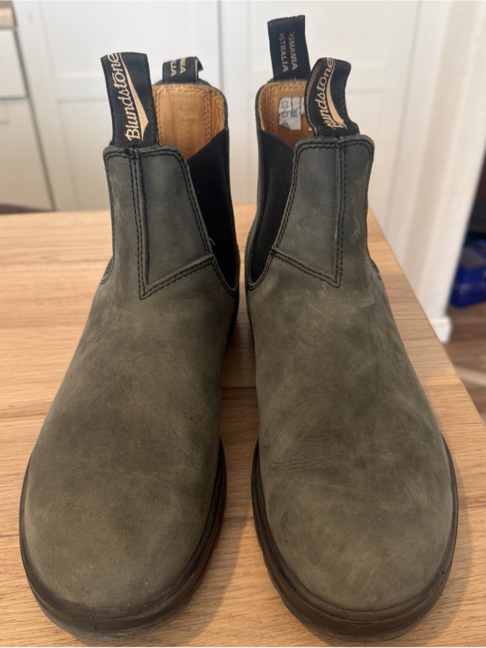 Blundstone Grey & Black Chelsea Ankle Boots